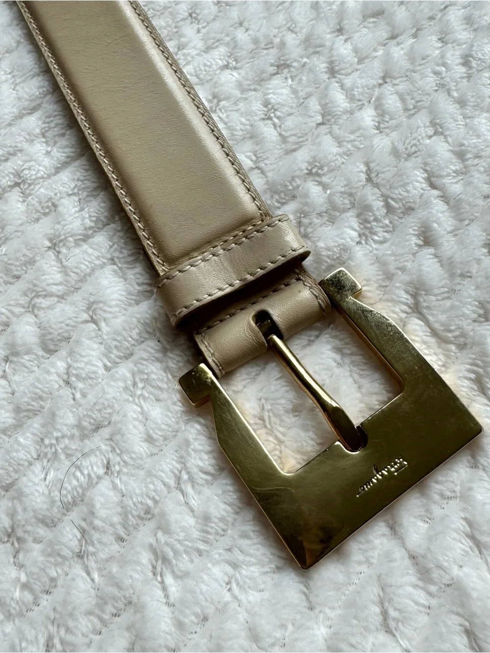 VTG 90s Salvatore Ferragamo Leather Belt S 30” Beige Gold Tone Buckle Italy